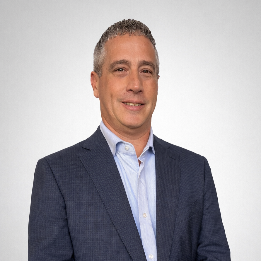 Michael Perry Headshot