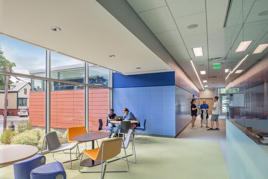 LLB3511daylit_lobby