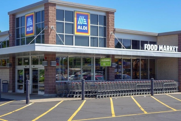 NEC_ALDI_SPRINGFIELD_3-902834-edited.jpg