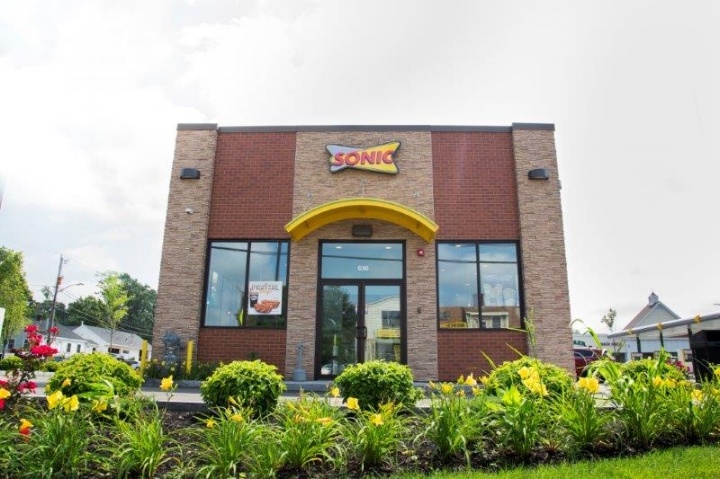 SONIC DRIVE-IN, Edwardsville - Photos & Restaurant Reviews - Order Online  Food Delivery - Tripadvisor